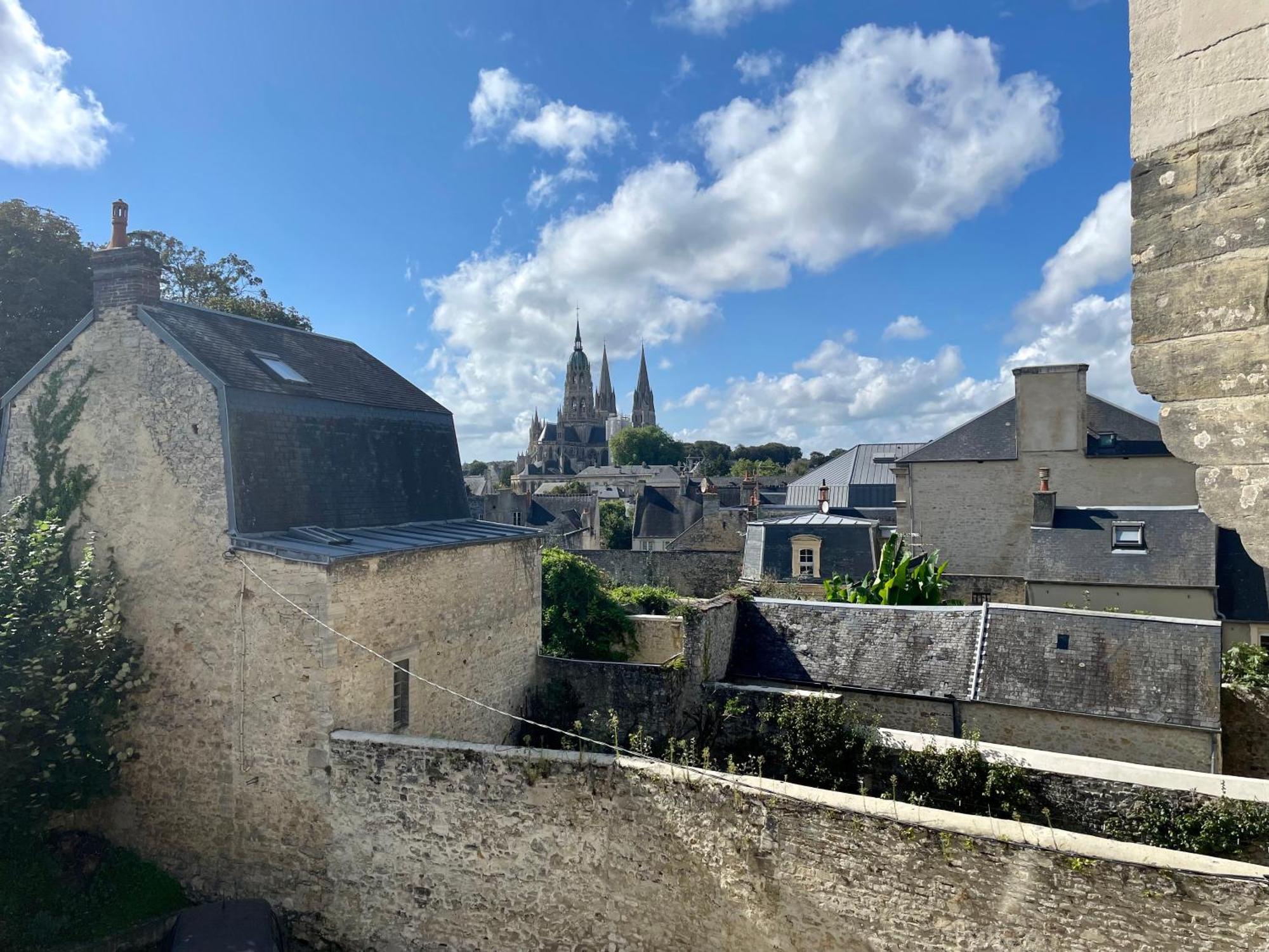 La Bellevue X Parking By Melrose Daire Bayeux Dış mekan fotoğraf